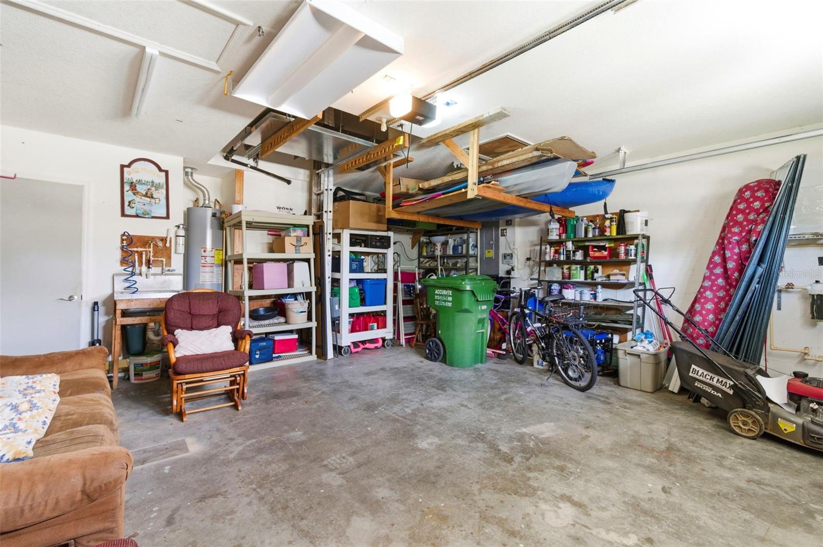 THOUSAND OAKS MULTI-FAMILY - Residential