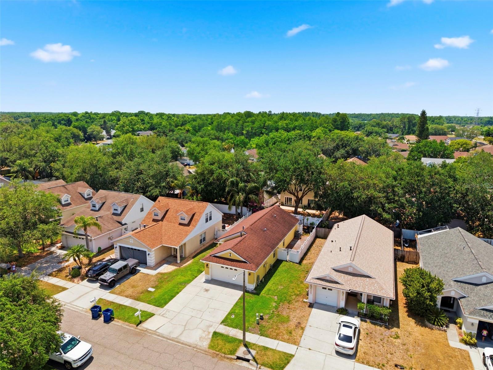THOUSAND OAKS MULTI-FAMILY - Residential