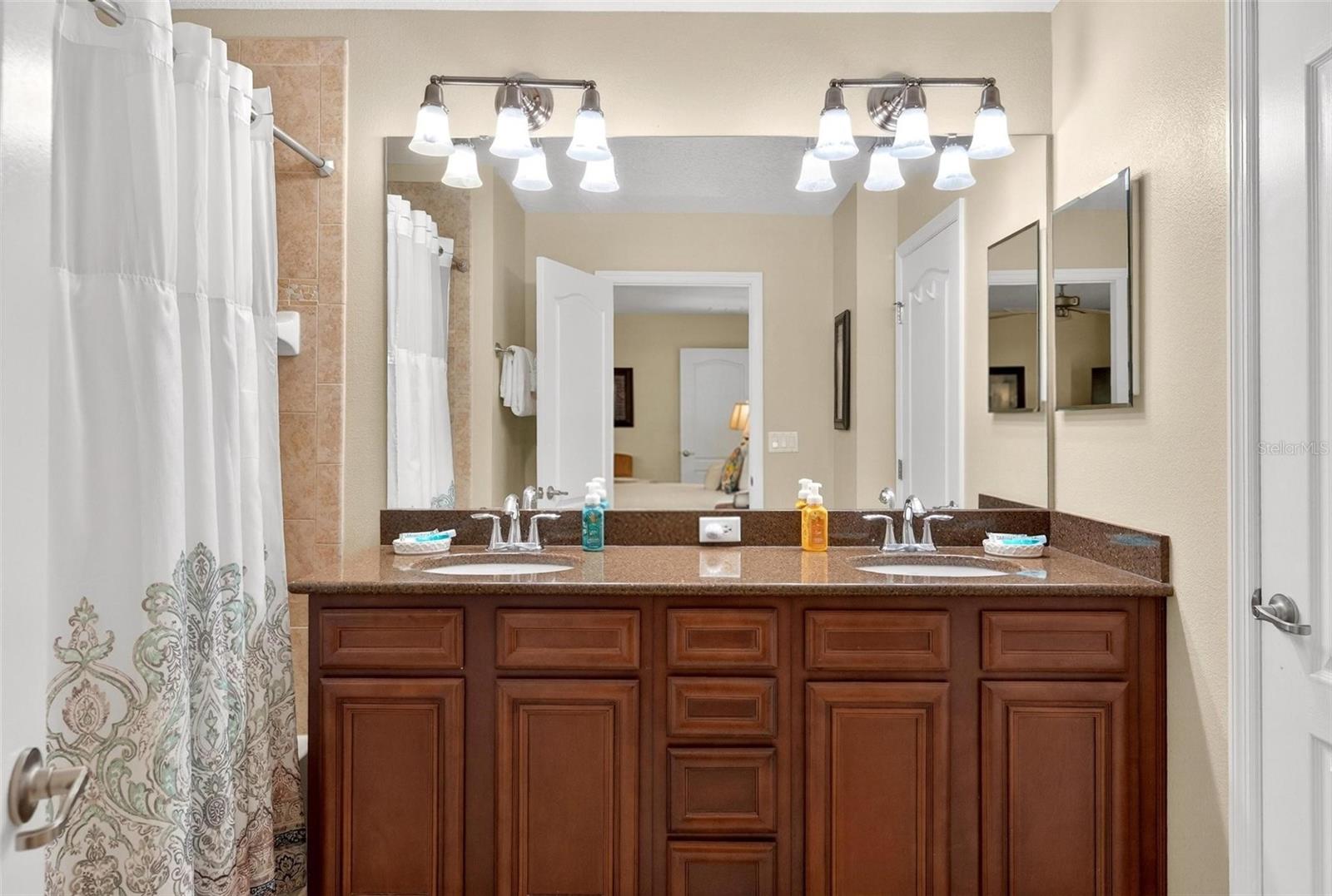 PARADISE PALMS RESORT PH 1 - Residential