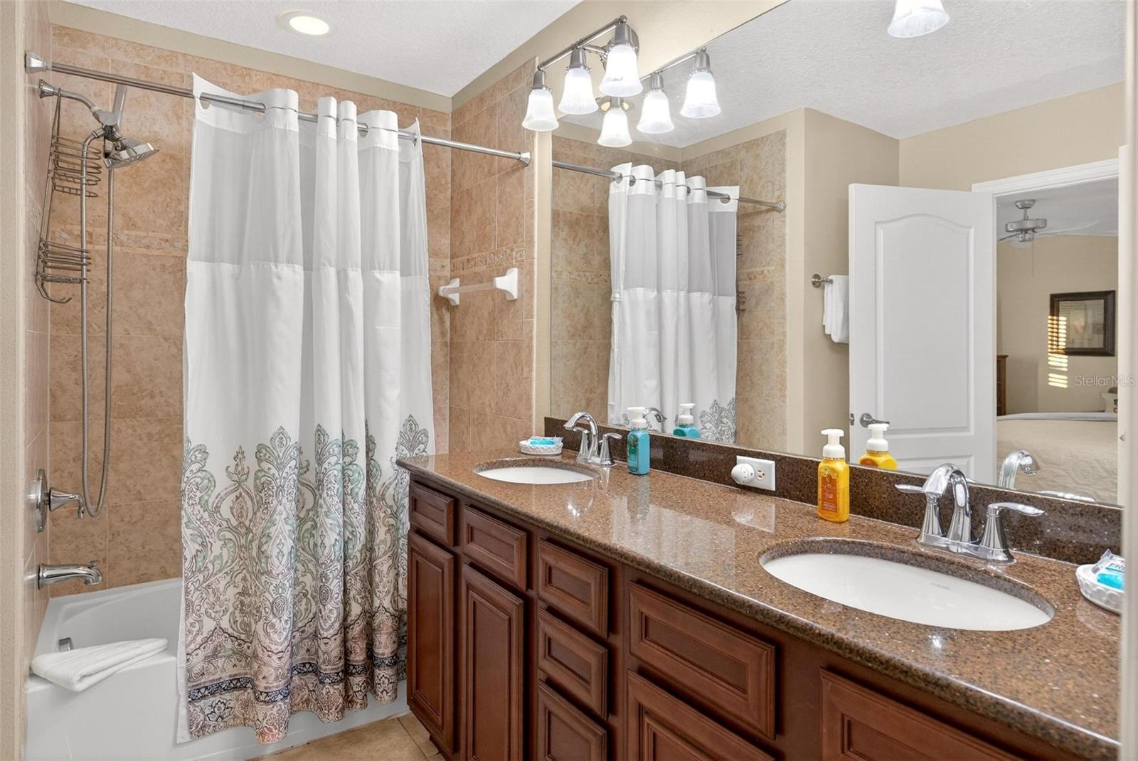 PARADISE PALMS RESORT PH 1 - Residential