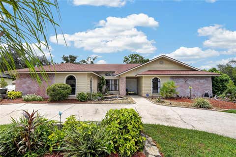 Photo of 2814 Hammock Drive, Plant City, FL 33566 (MLS # TB8542400)