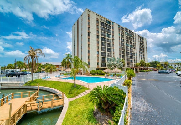 255 DOLPHIN PT APT 307, CLEARWATER BEACH, FL 33767 - Image 6edfe464fee084f7d727d05fff4262a8/982075615