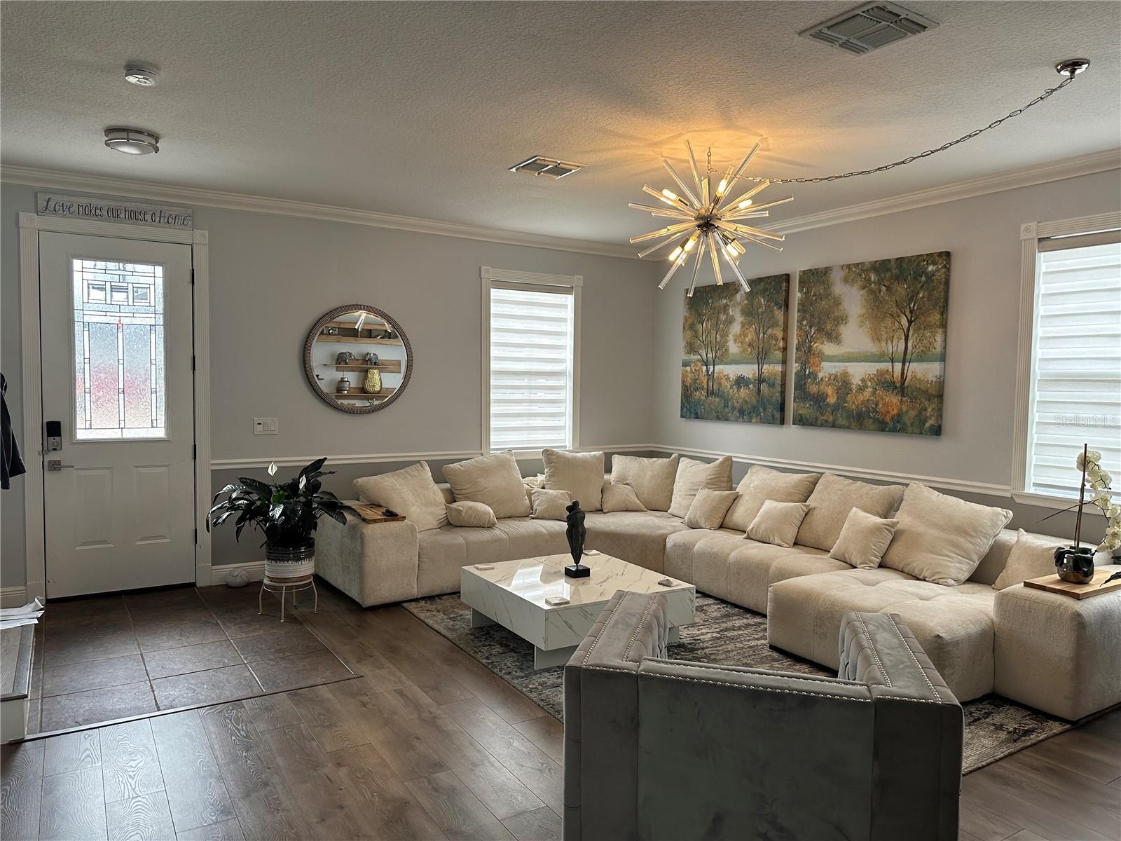10018 CHORLTON CIRCLE