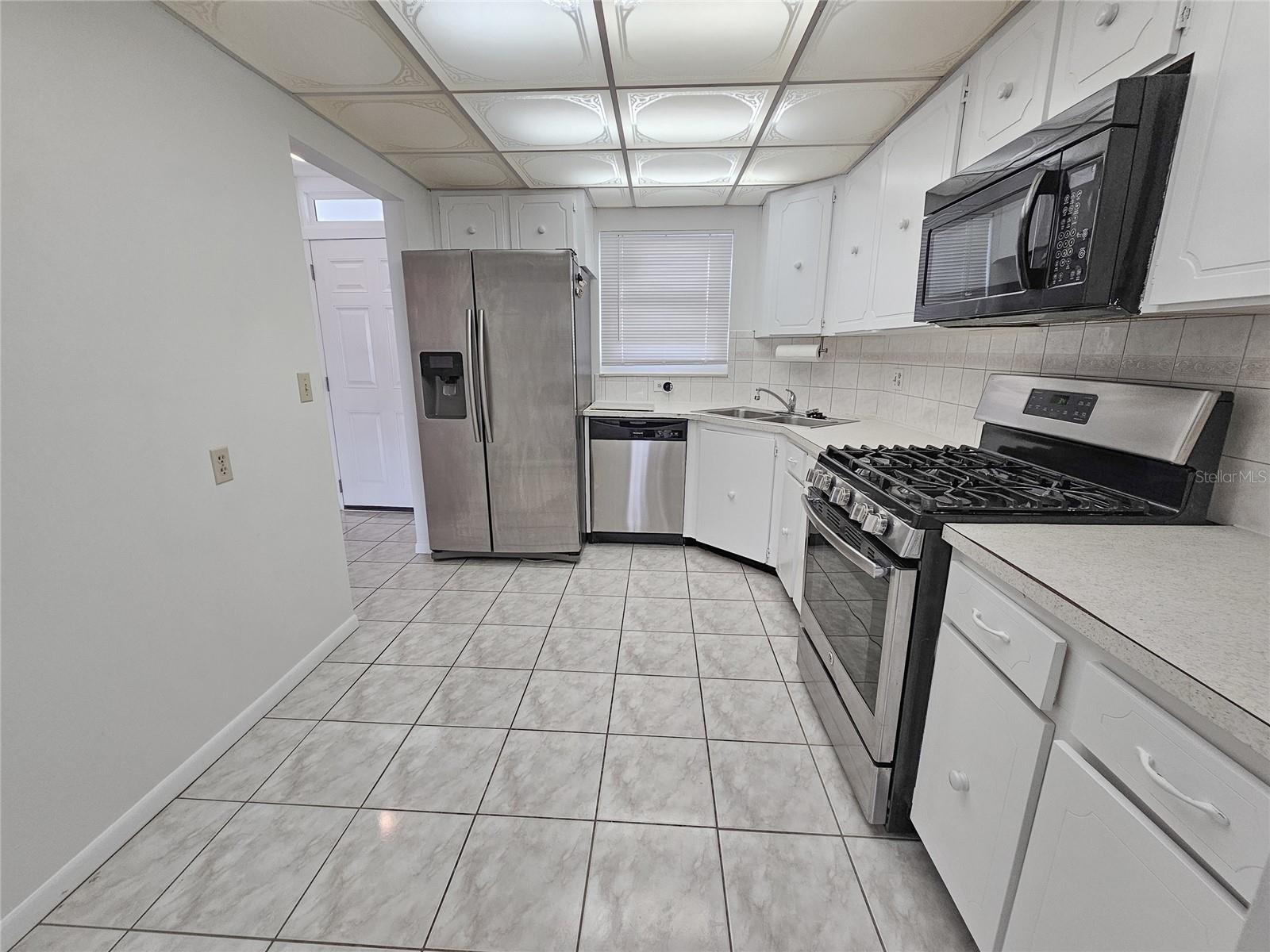 5980 SHORE BOULEVARD S 405