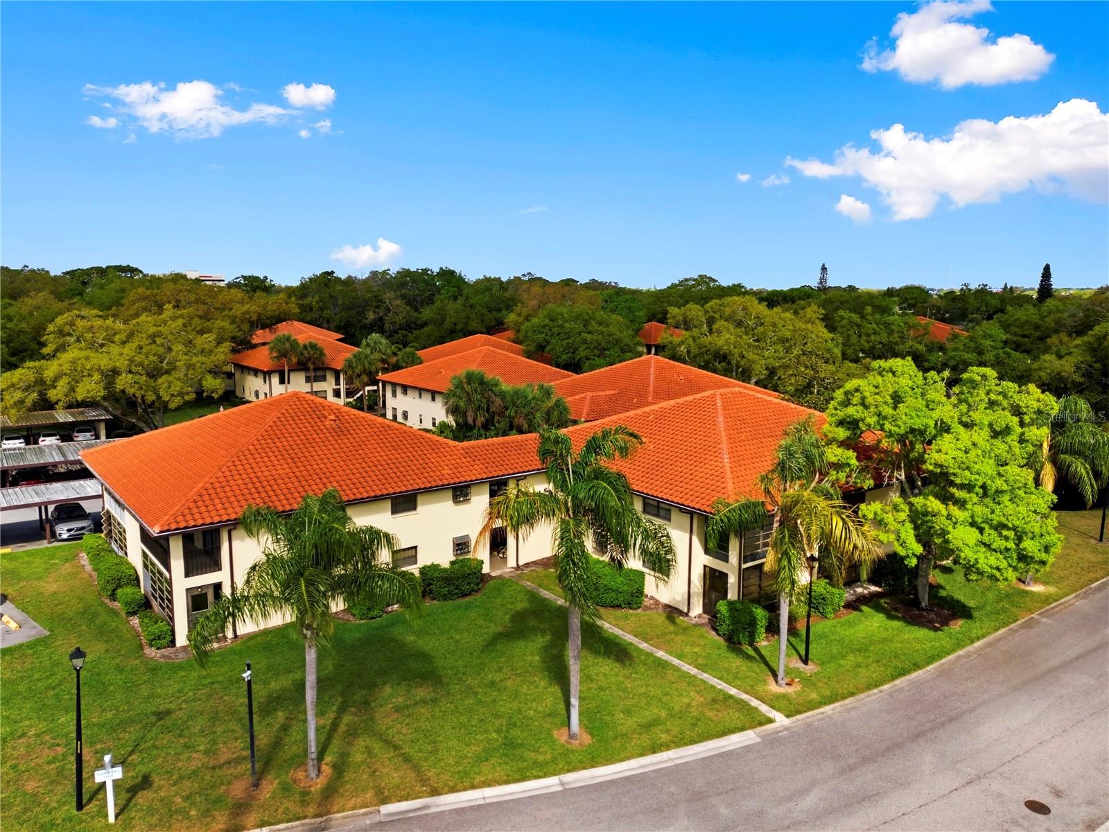 HAMMOCK PINE VILLAGE - Residential