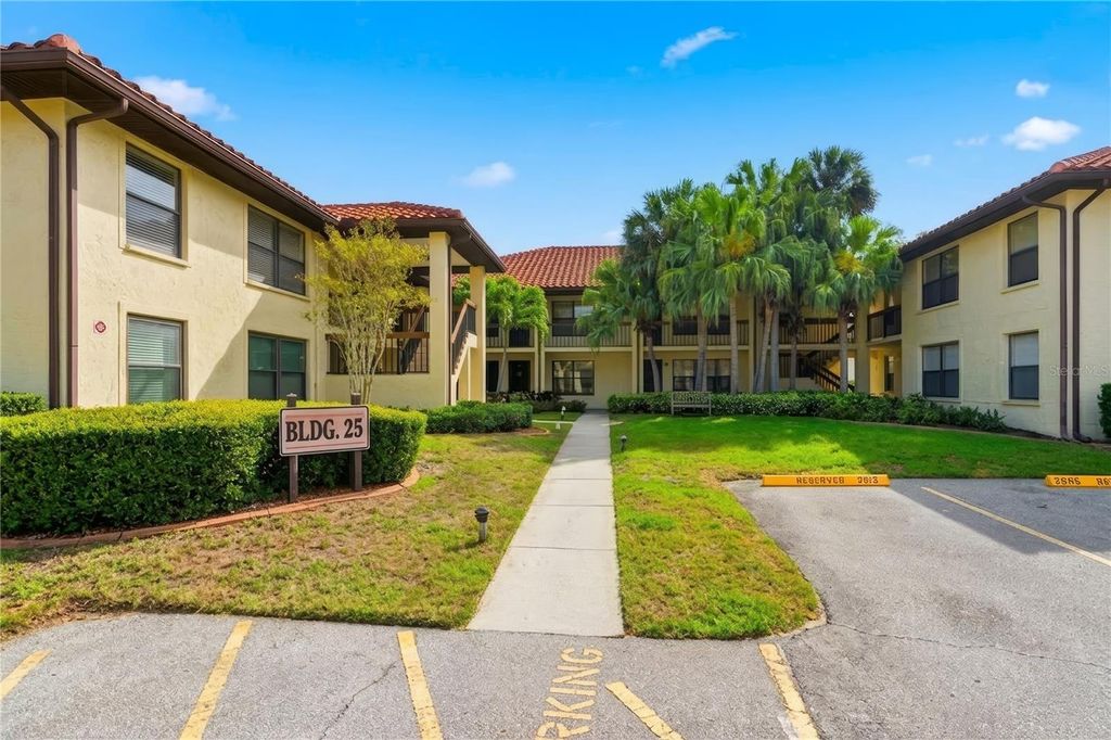 Photo of 2506 Hammock Court #2506, Clearwater, FL 33761 (MLS # TB8486173)