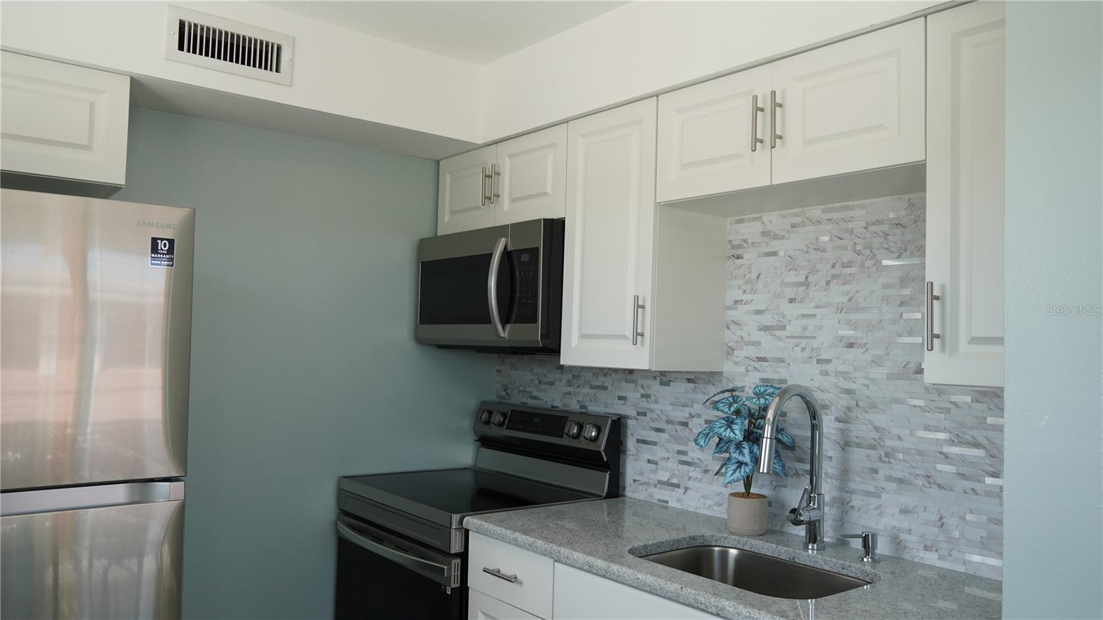 AVON BY SEA - Residential