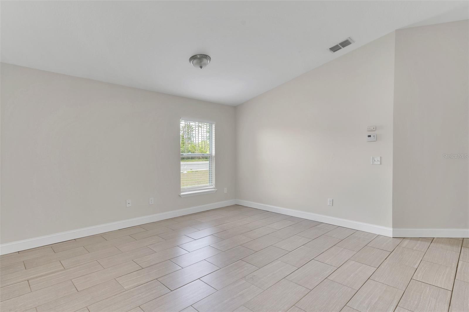 DELTONA LAKES UNIT 32 - Residential