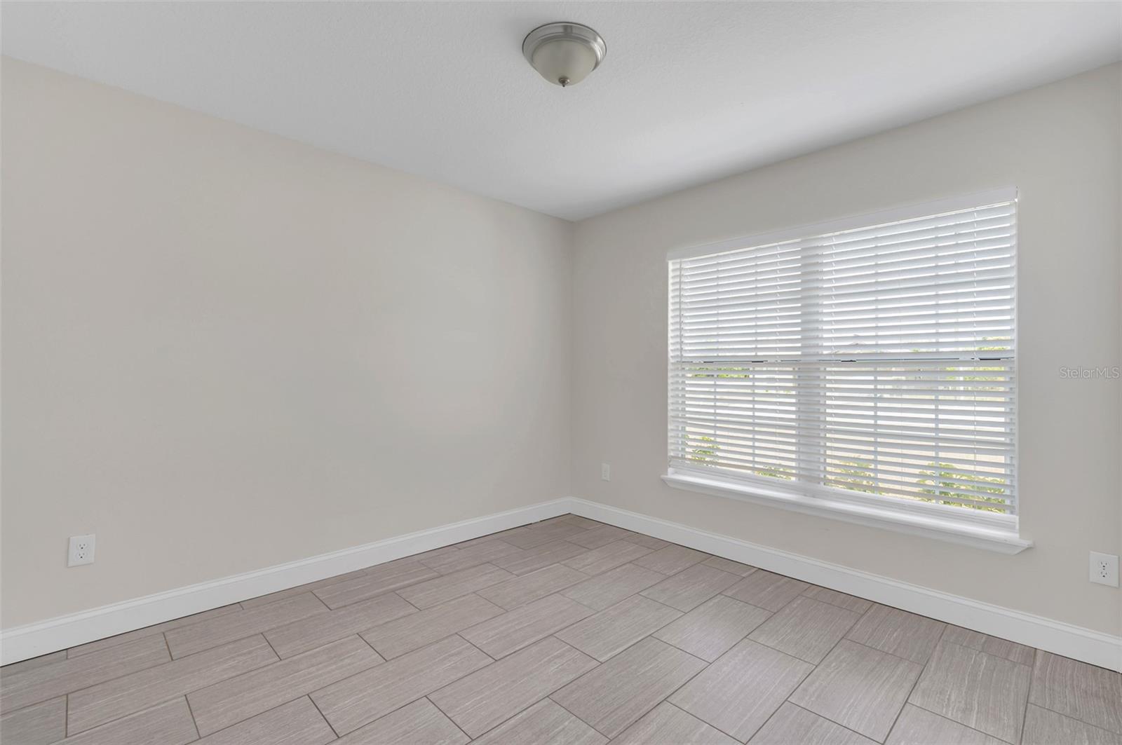 DELTONA LAKES UNIT 32 - Residential