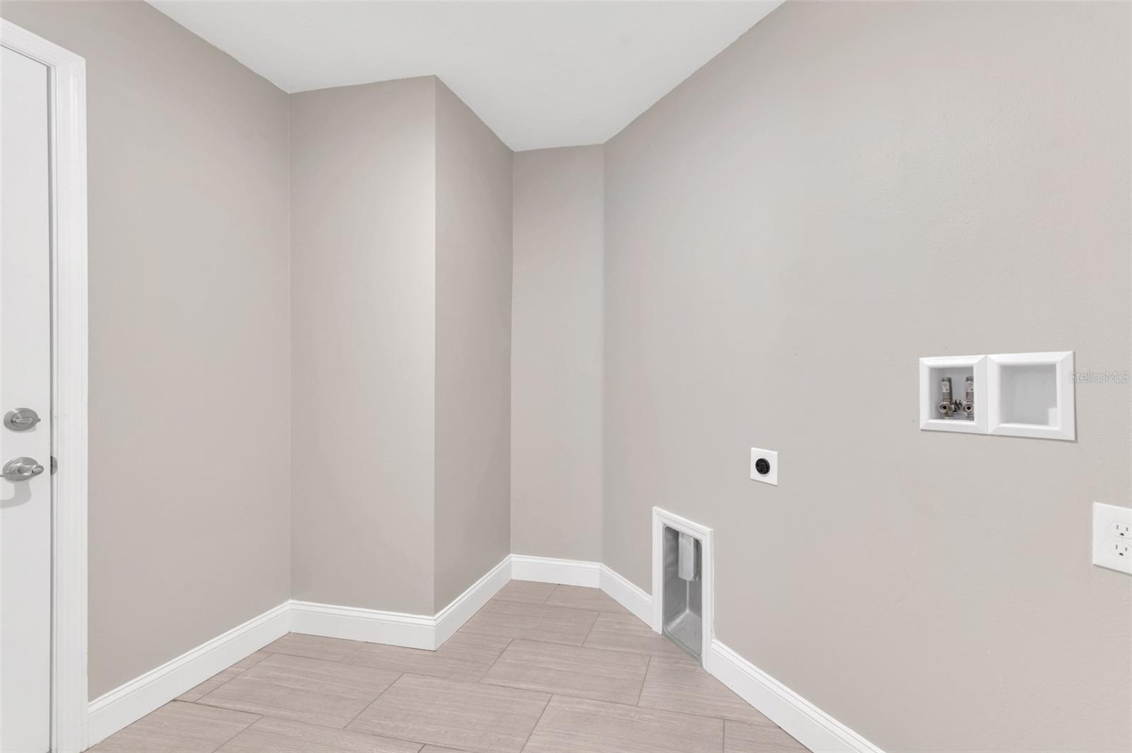 DELTONA LAKES UNIT 32 - Residential