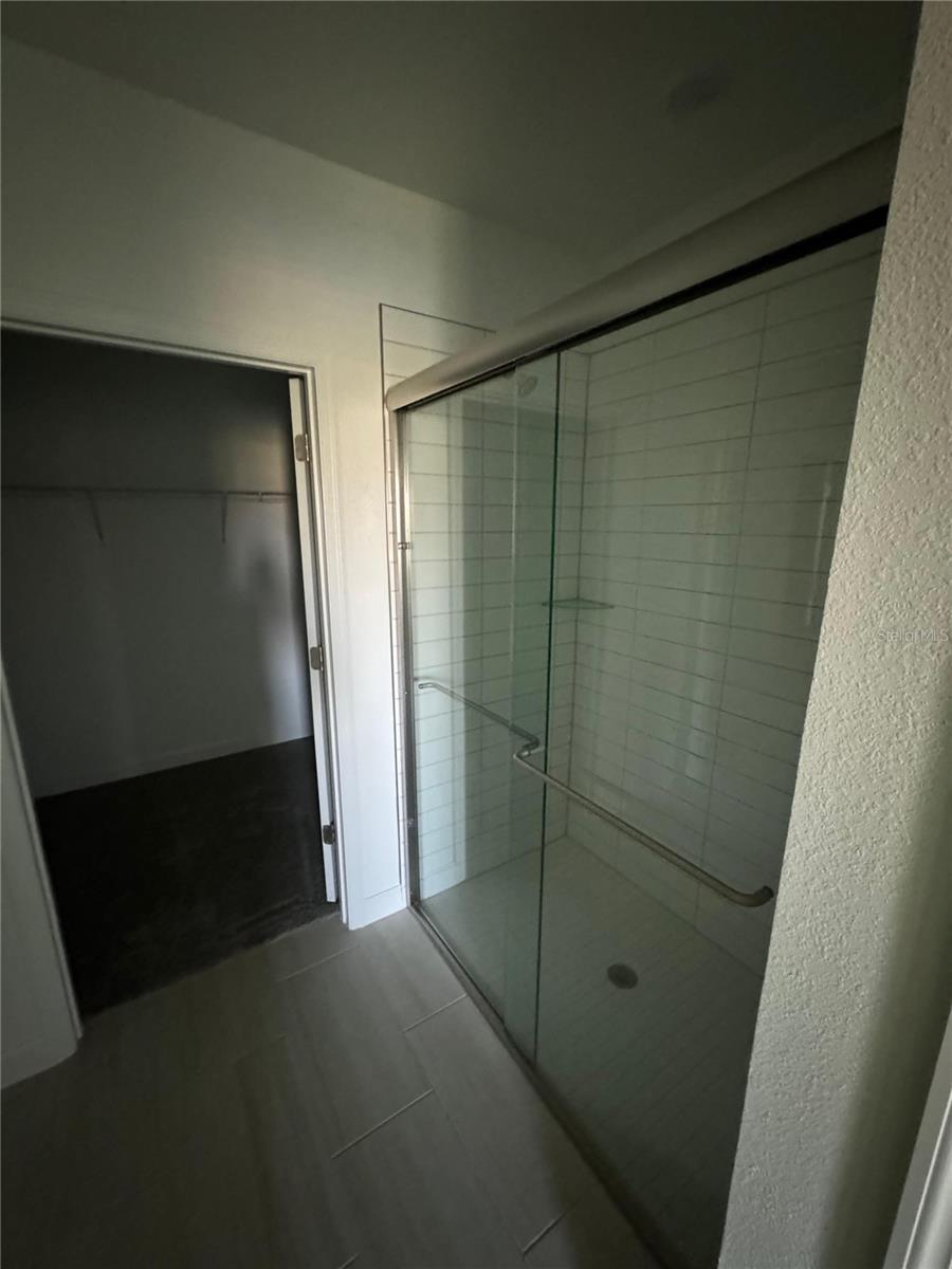 MIRADA ACTIVE ADULT PH 2B - Residential Lease