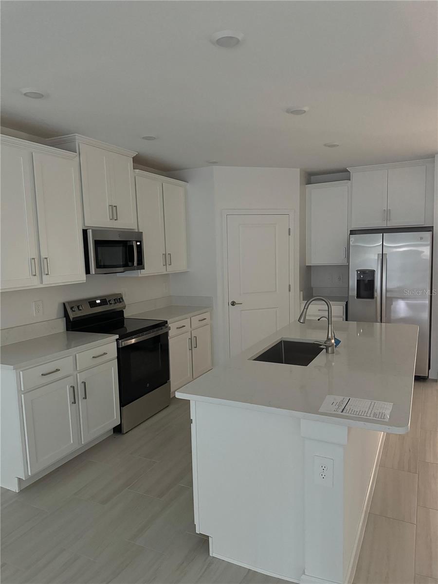 MIRADA ACTIVE ADULT PH 2B - Residential Lease