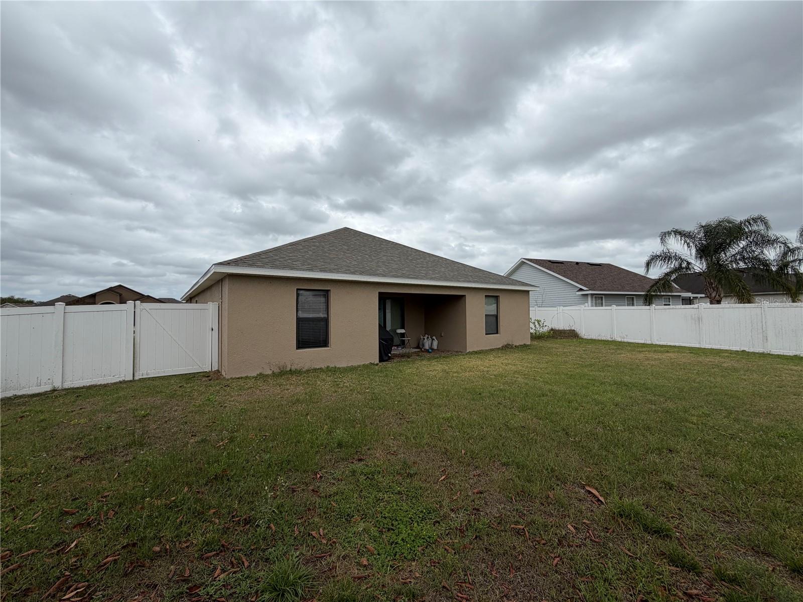 TAVARES GROVES AT BAYTREE - Residential