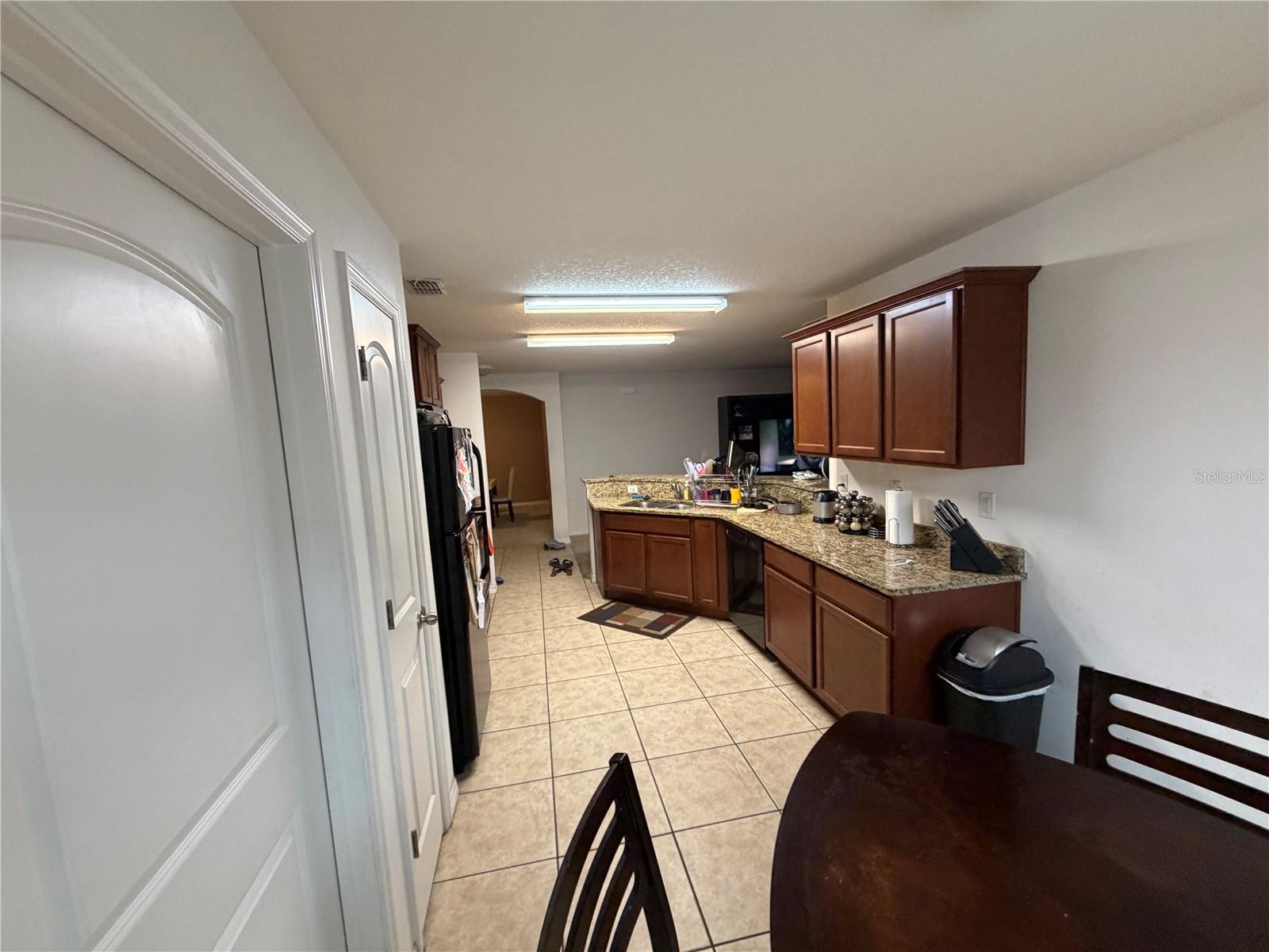 TAVARES GROVES AT BAYTREE - Residential