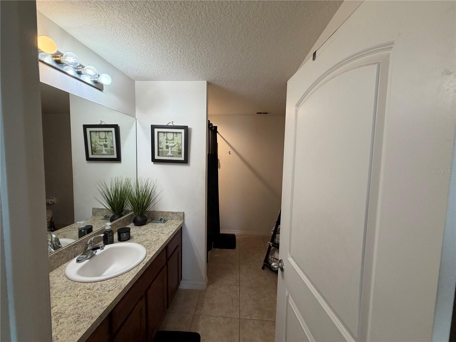 TAVARES GROVES AT BAYTREE - Residential