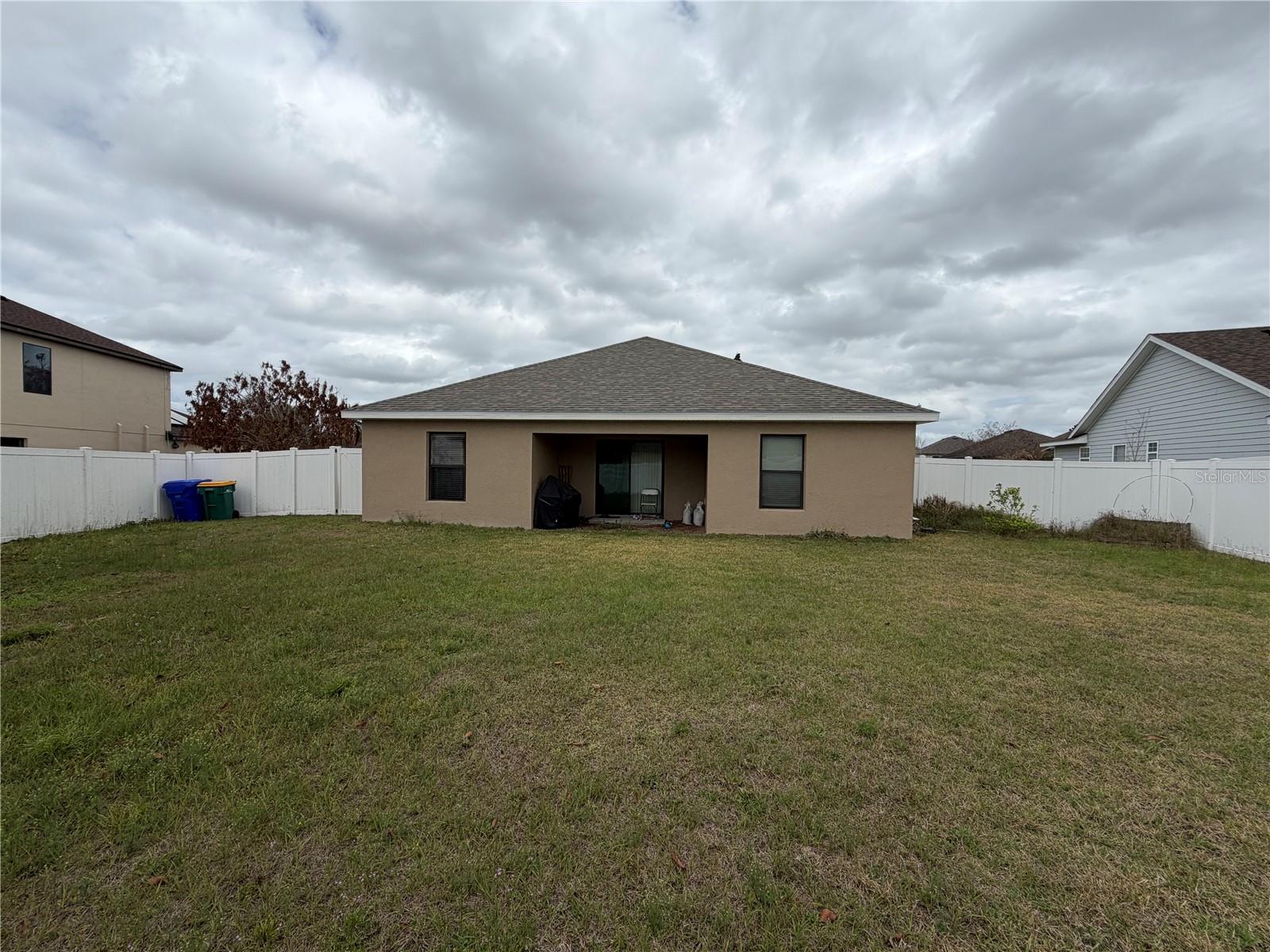 TAVARES GROVES AT BAYTREE - Residential