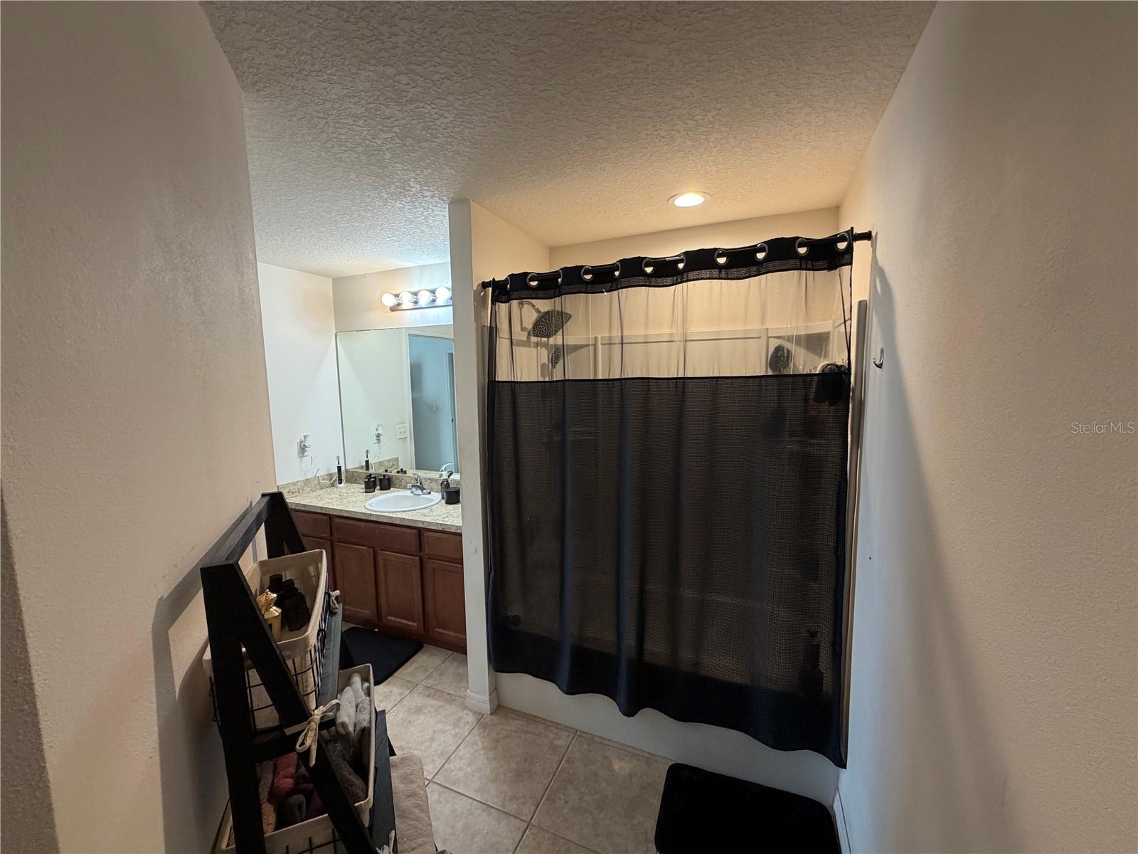 TAVARES GROVES AT BAYTREE - Residential