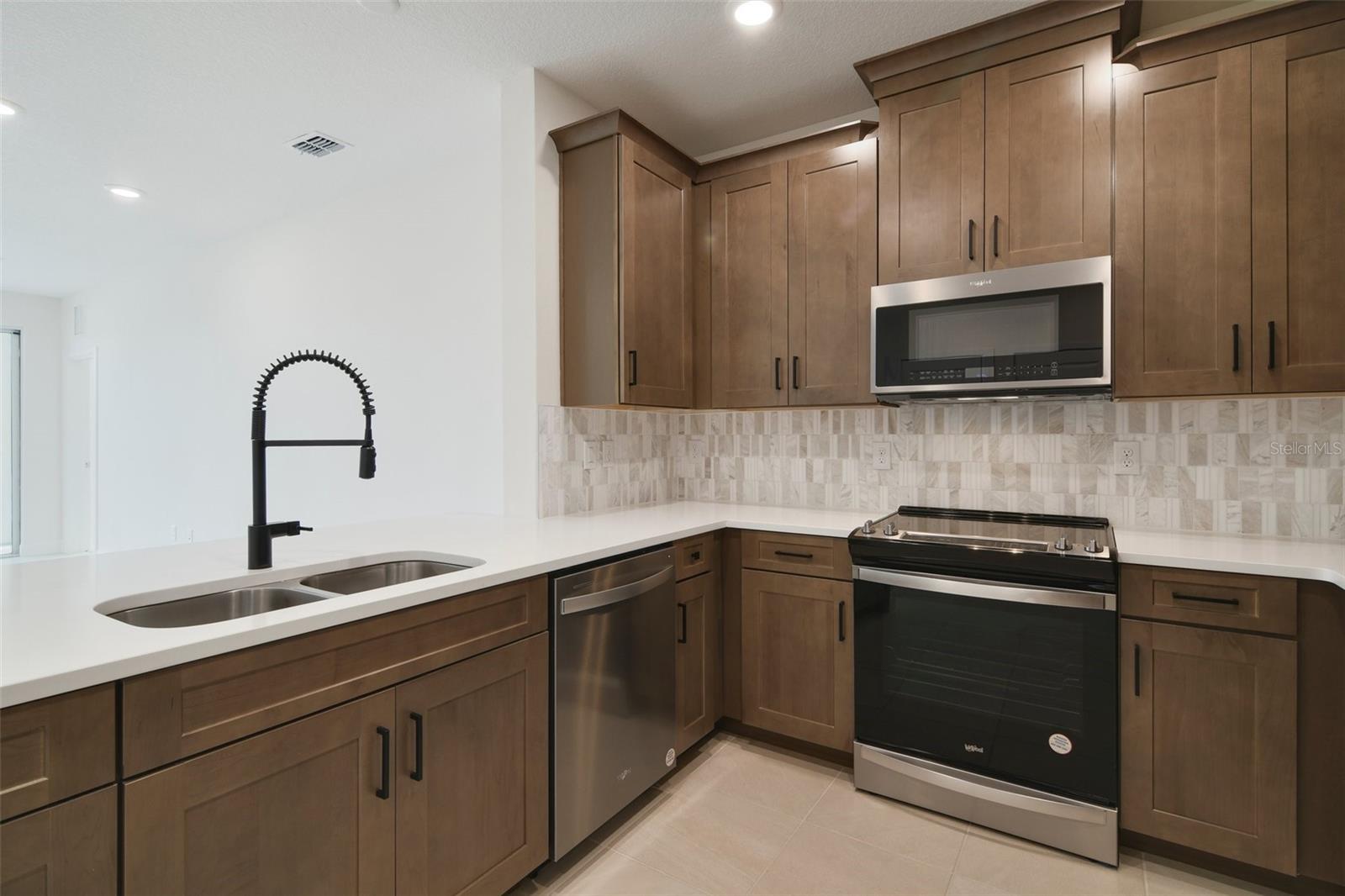 7557 LAUREATE BOULEVARD 6301