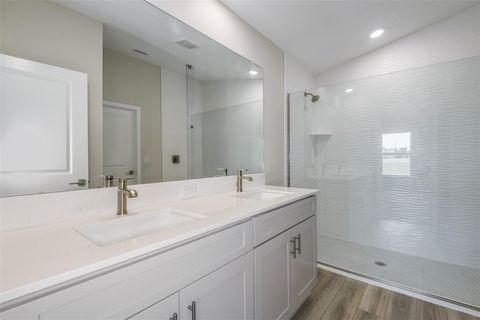Tiny photo for 6117 SW 96th Place, Ocala, FL 34476 (MLS # TB8508448)