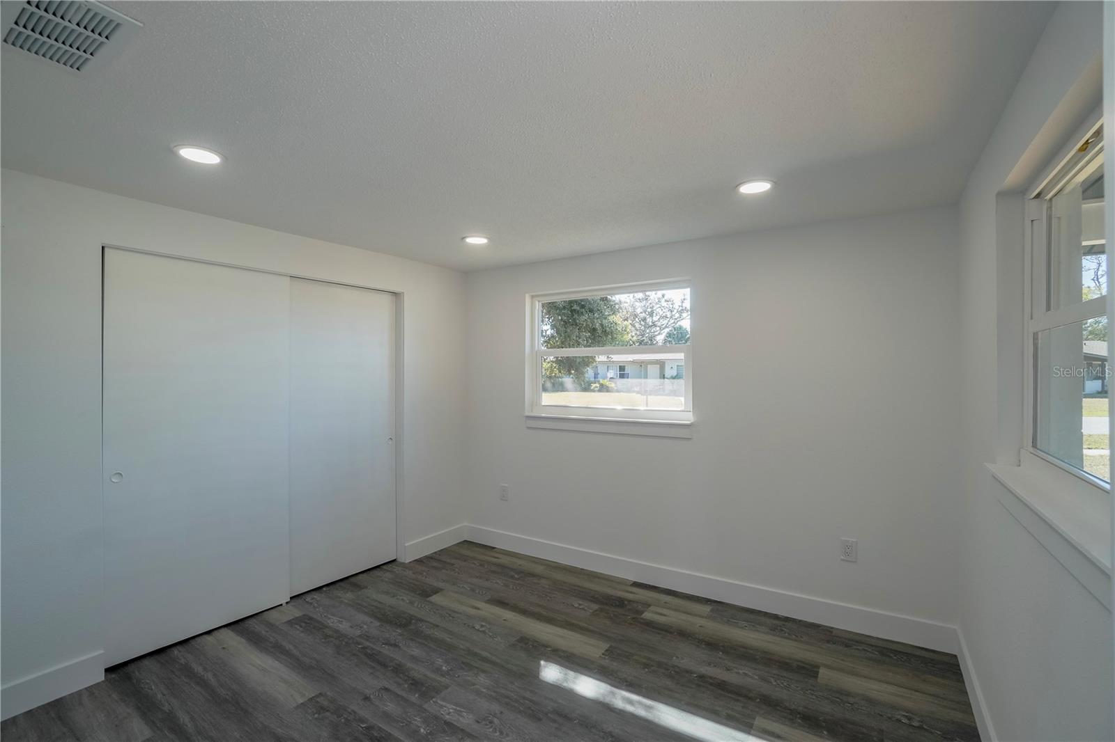 VENICE GARDENS - Residential