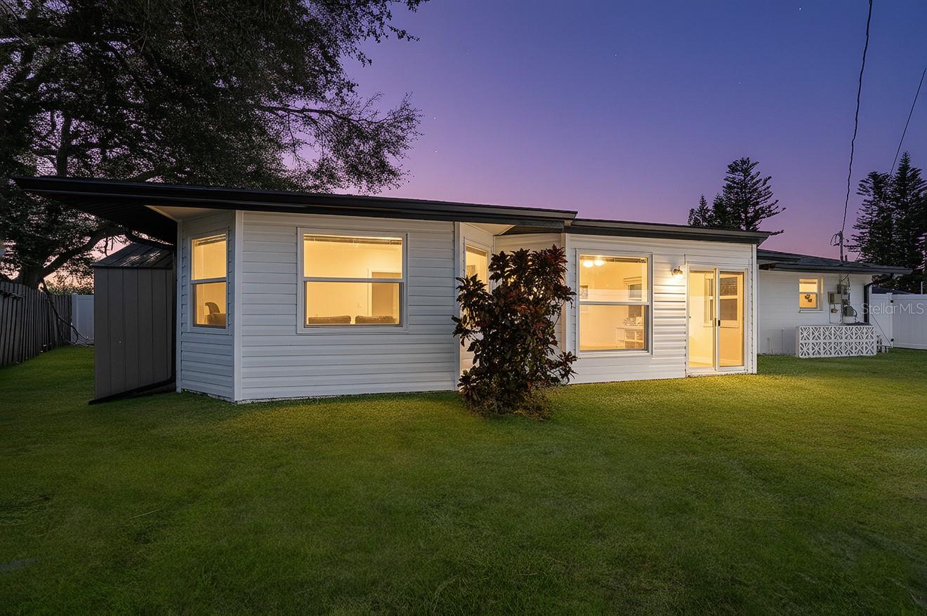 VENICE GARDENS - Residential