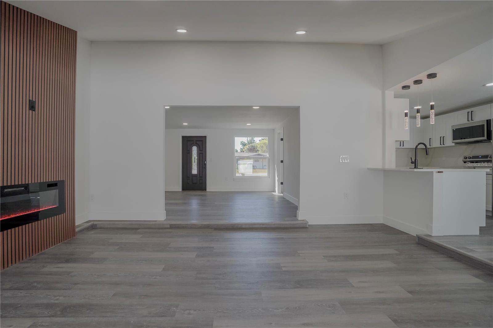 VENICE GARDENS - Residential