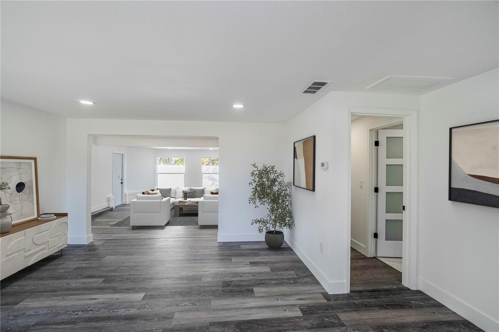 VENICE GARDENS - Residential