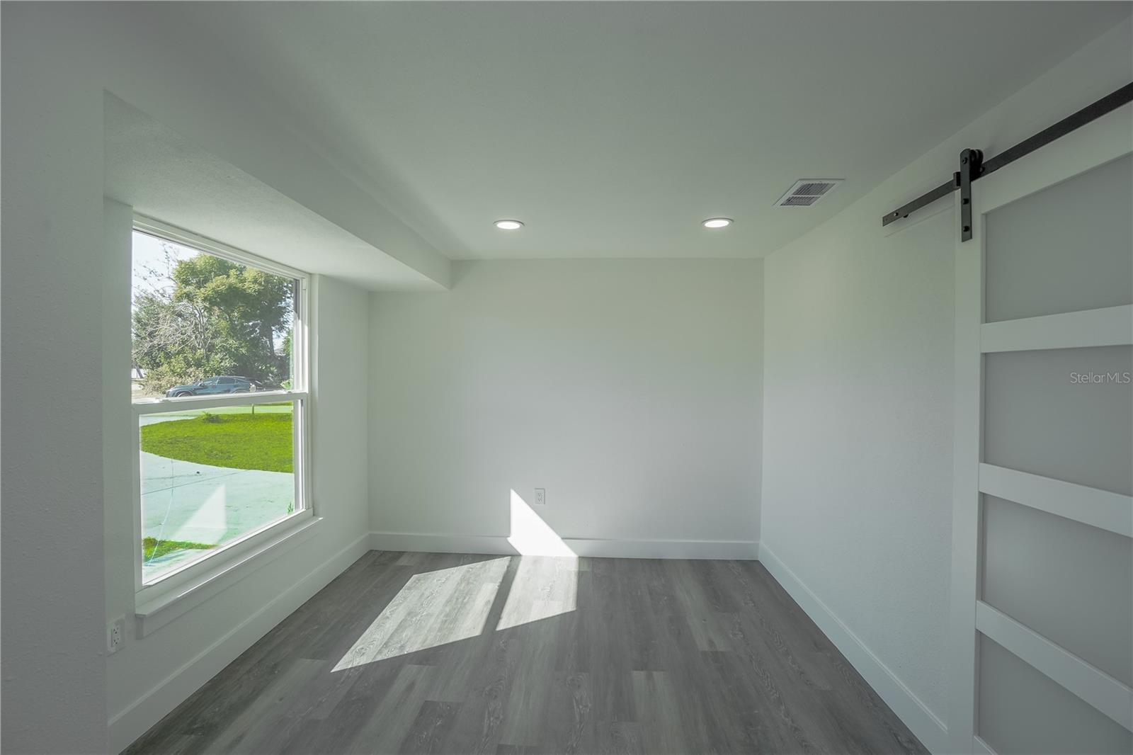 VENICE GARDENS - Residential