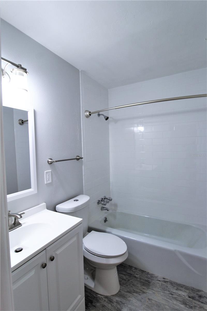 GULF GATE MANOR - Residential Lease