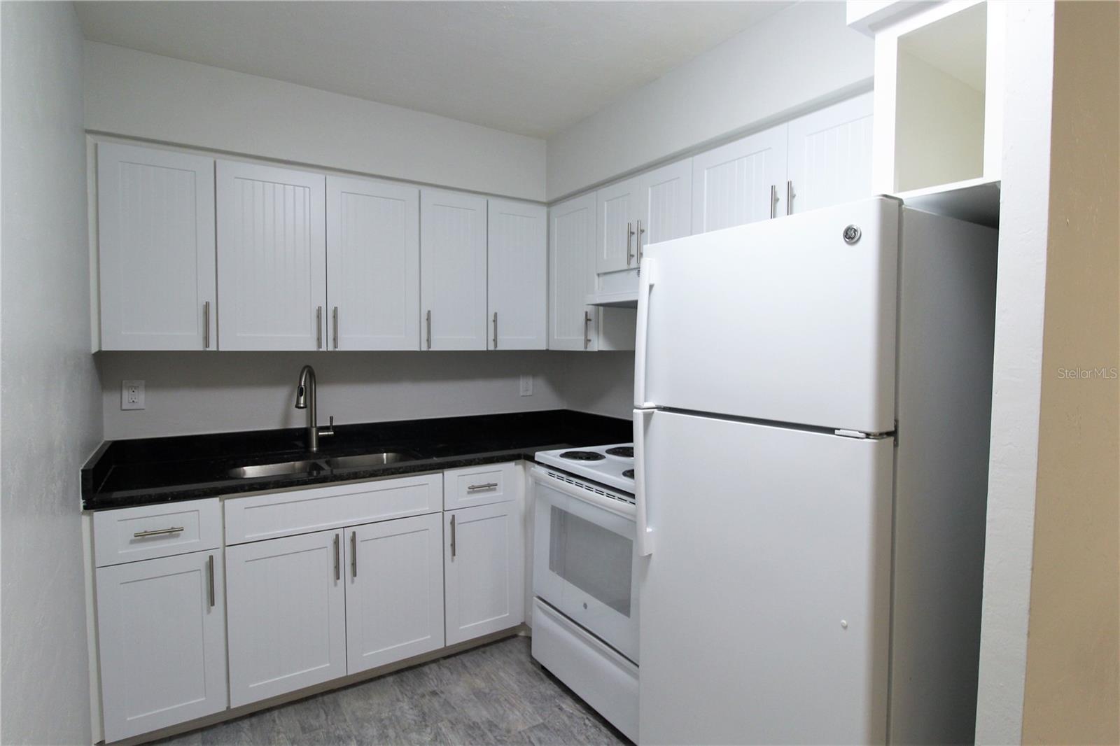 GULF GATE MANOR - Residential Lease
