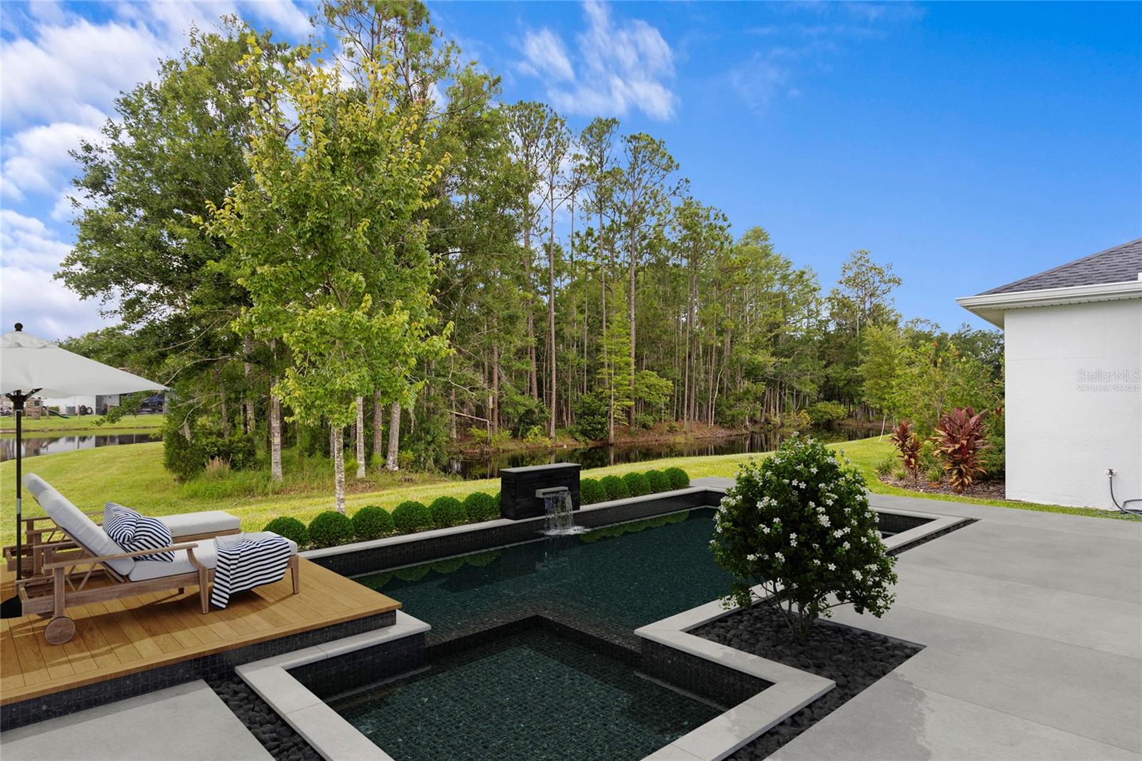 7520 ASHBROOKE PINE LOOP