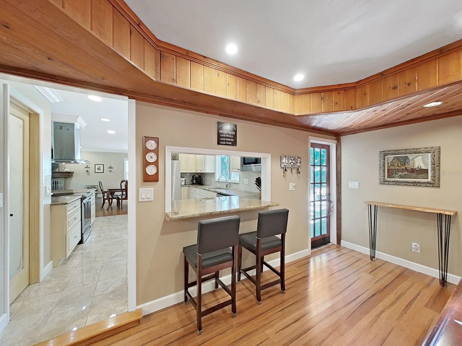 TRACERS LAKE KEEN ESTATES UNI - Residential