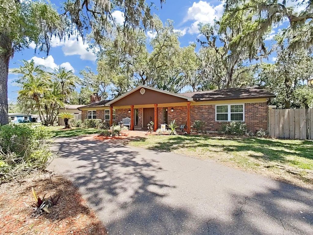 Photo of 18835 Tracer Drive, Lutz, FL 33549 (MLS # TB8499742)