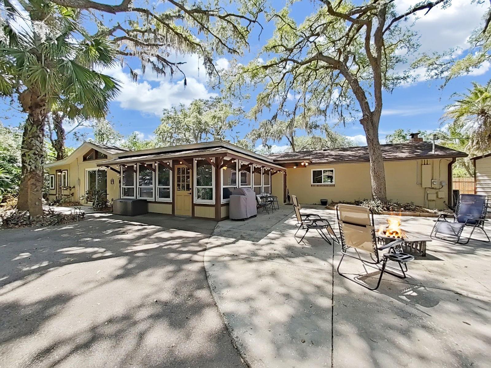 TRACERS LAKE KEEN ESTATES UNI - Residential