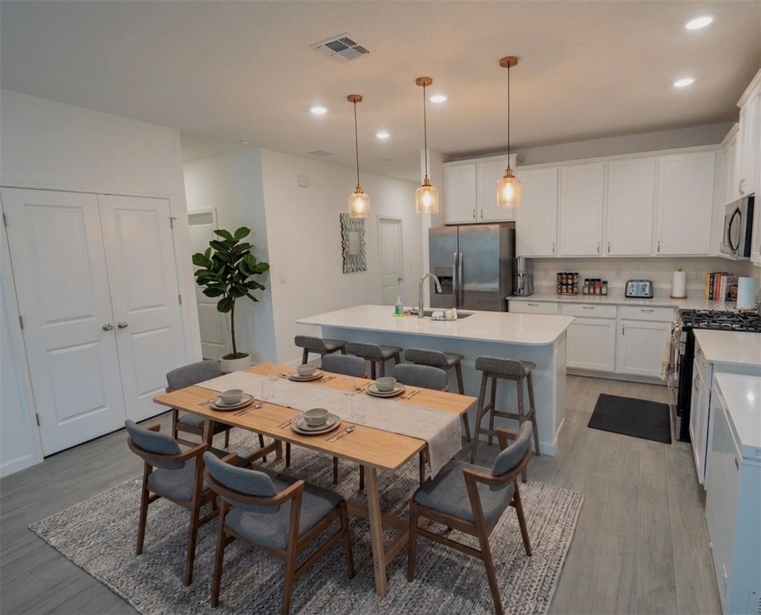 511 NW 4TH TERRACE