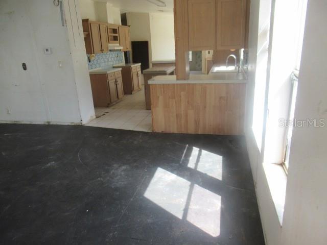 NEW ATHENS CITY - Residential