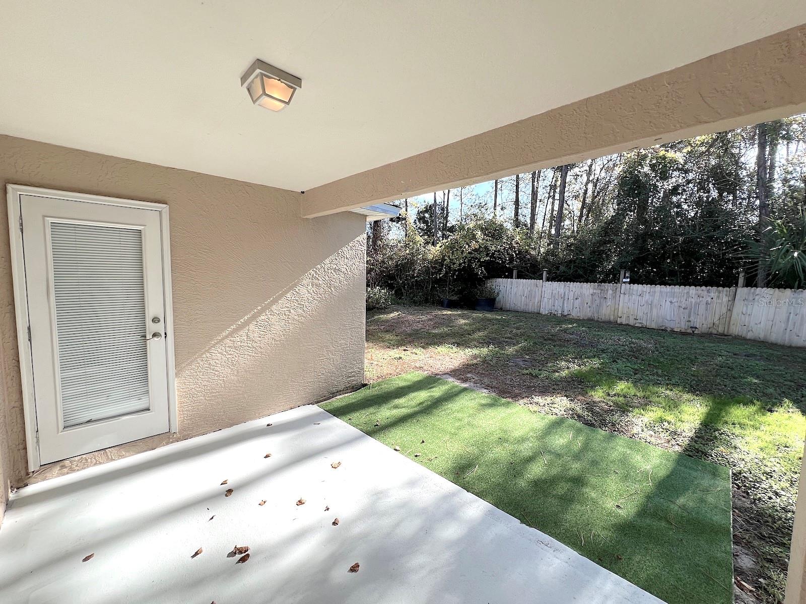 BELLE TERRE - Residential Lease