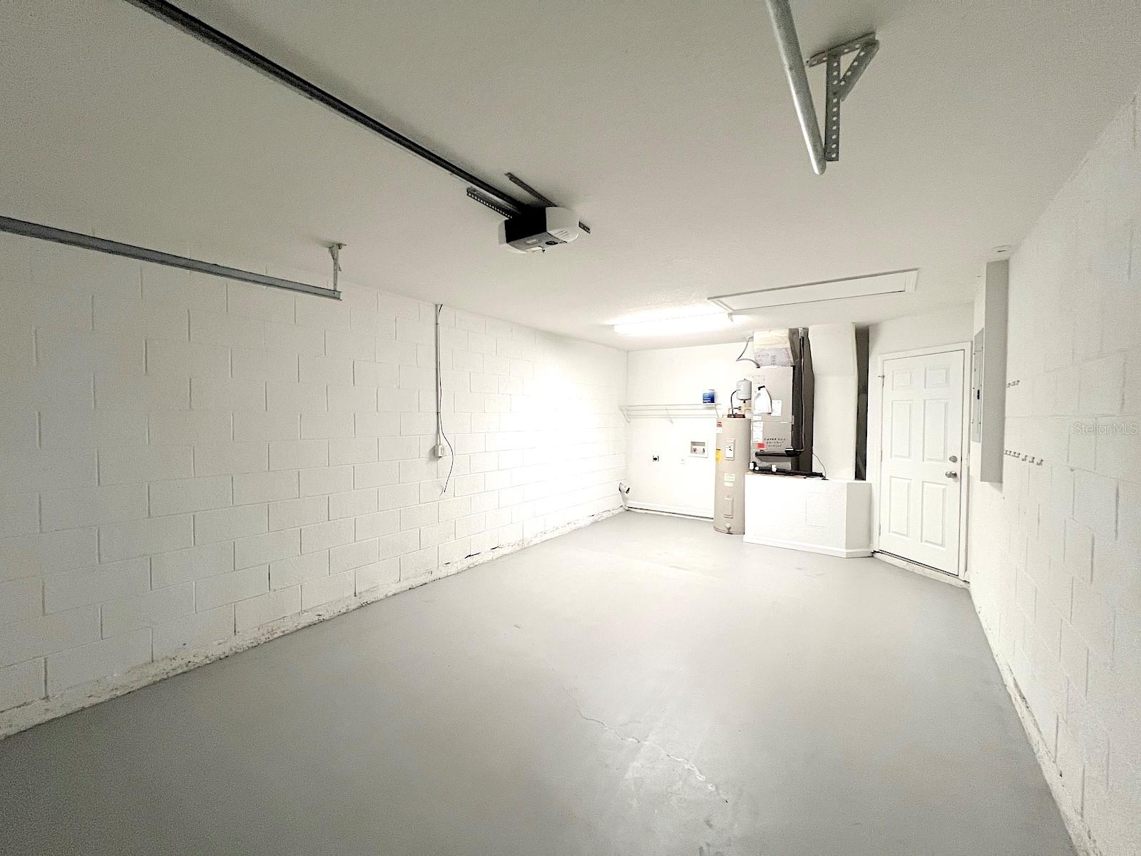 BELLE TERRE - Residential Lease