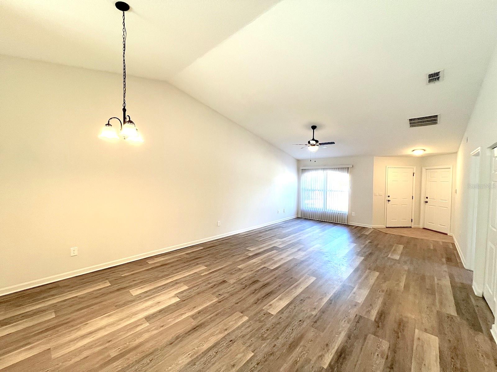 BELLE TERRE - Residential Lease