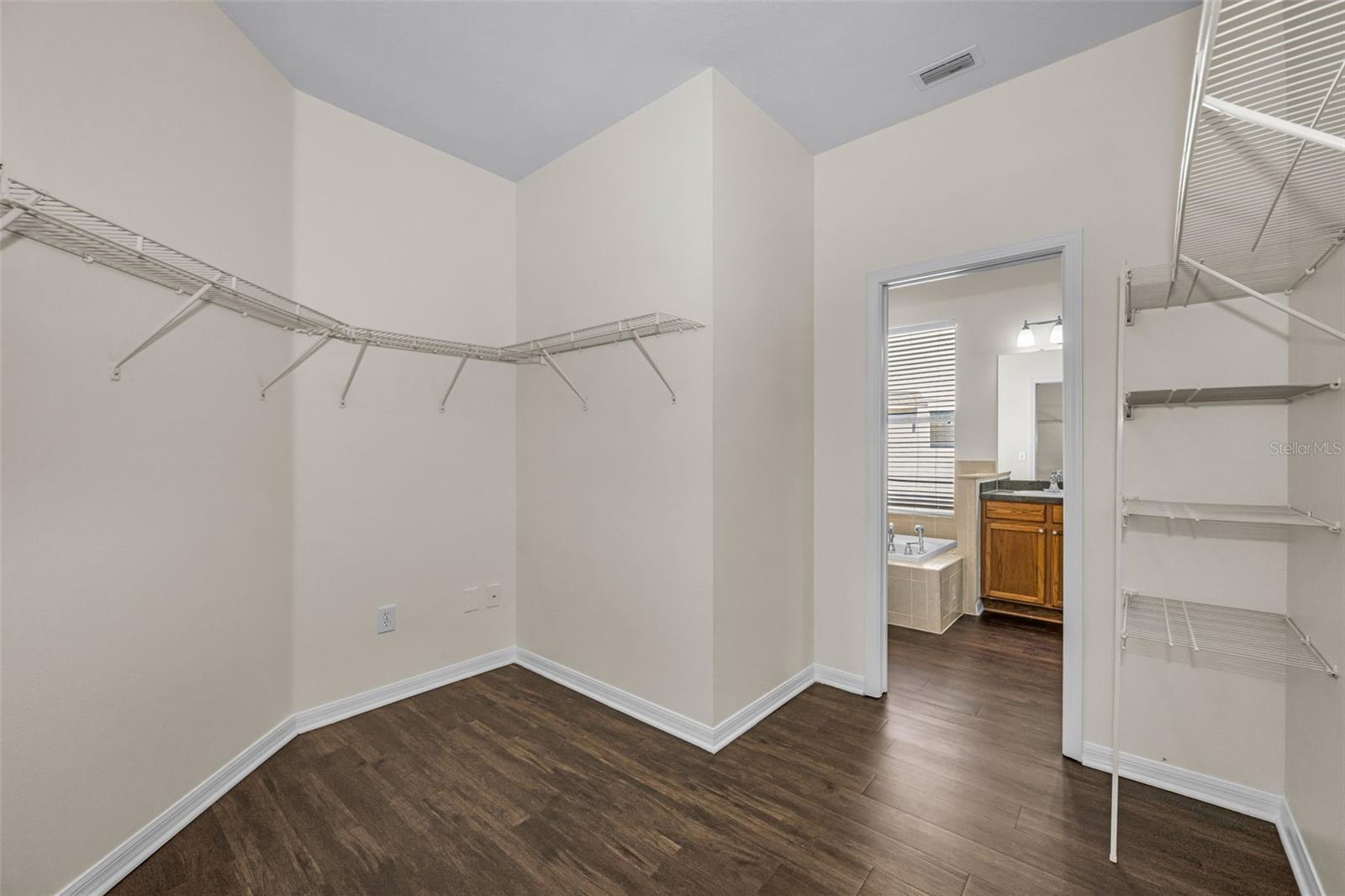 SUNCOAST LAKES B C & E PH 3 - Residential