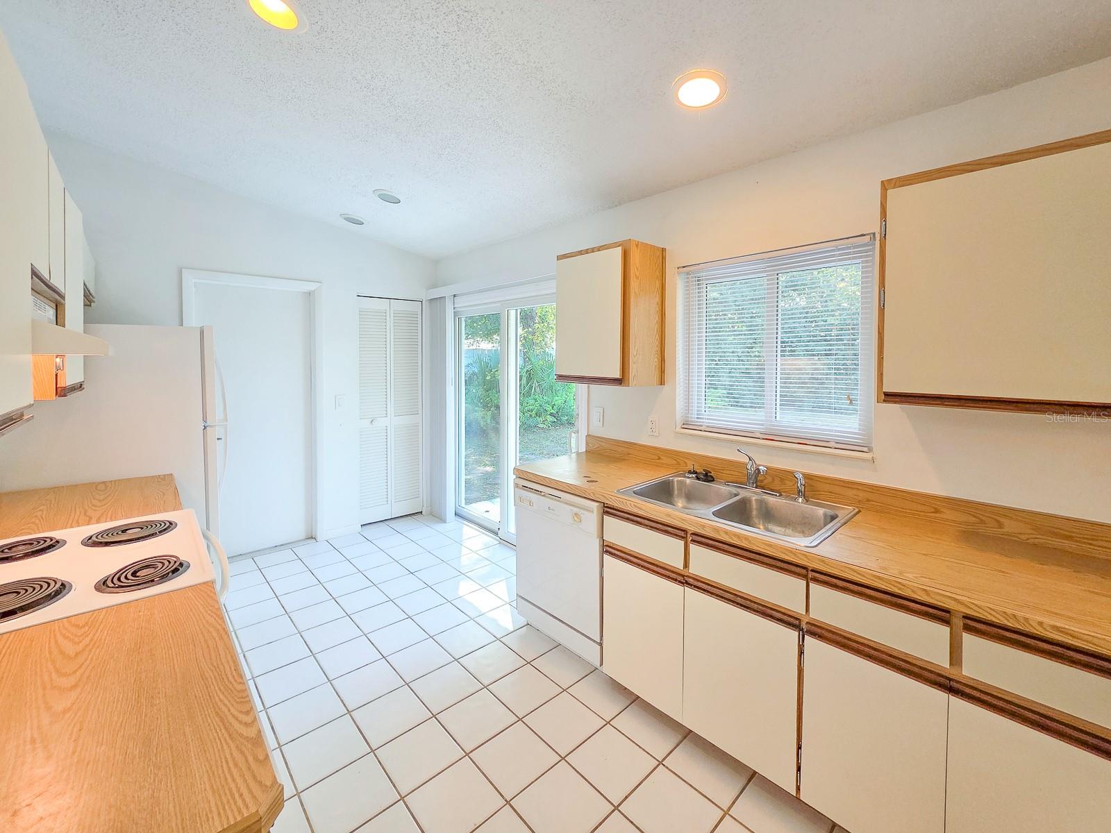 SOUTHWEST QUADRANT PH 01-04 - Residential