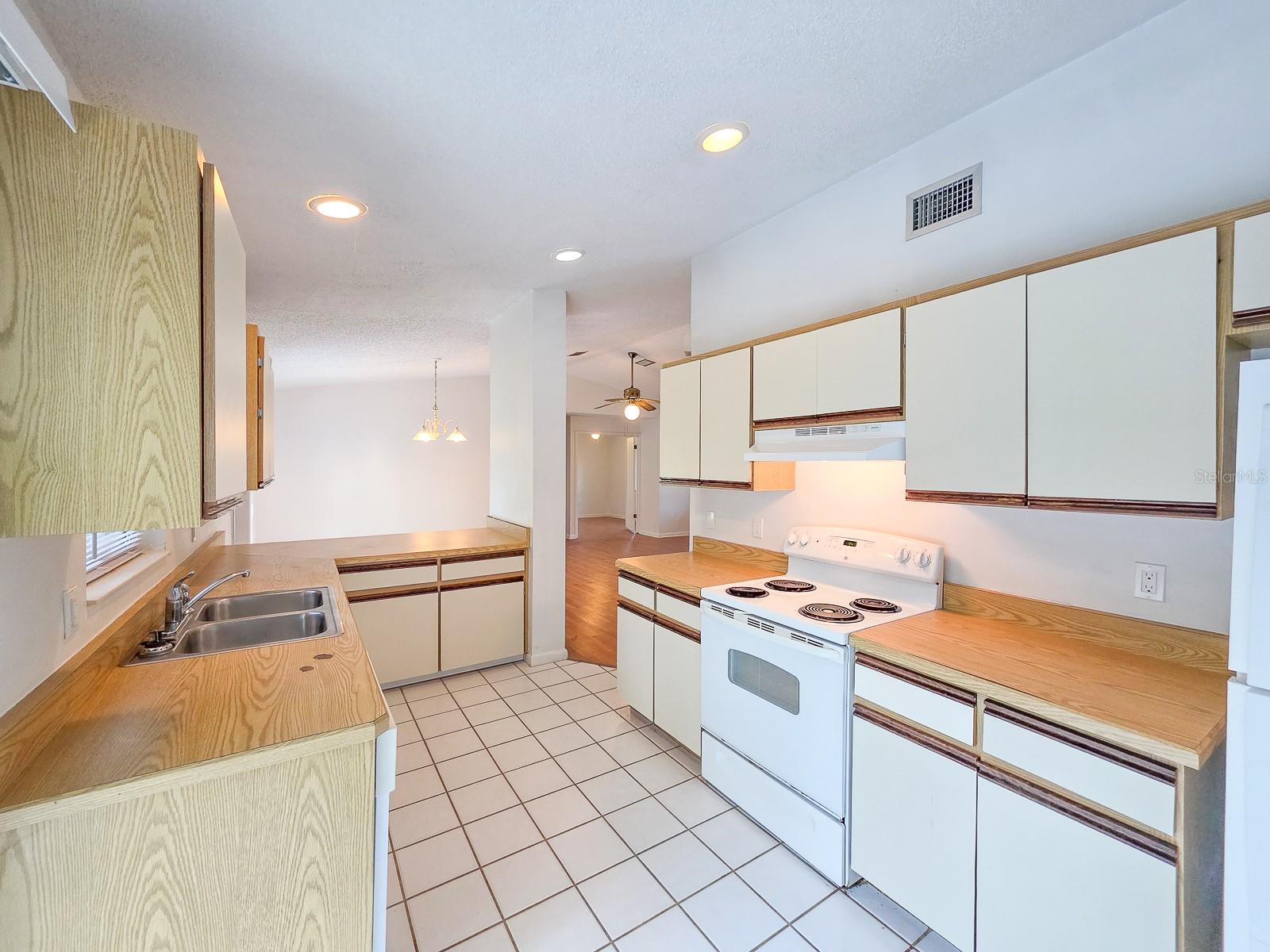 SOUTHWEST QUADRANT PH 01-04 - Residential