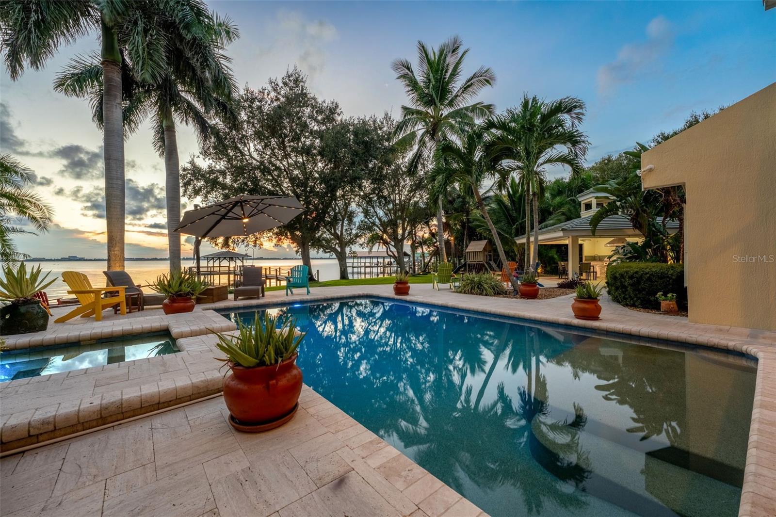 RIVER SHORES 1ST ADD - Residential