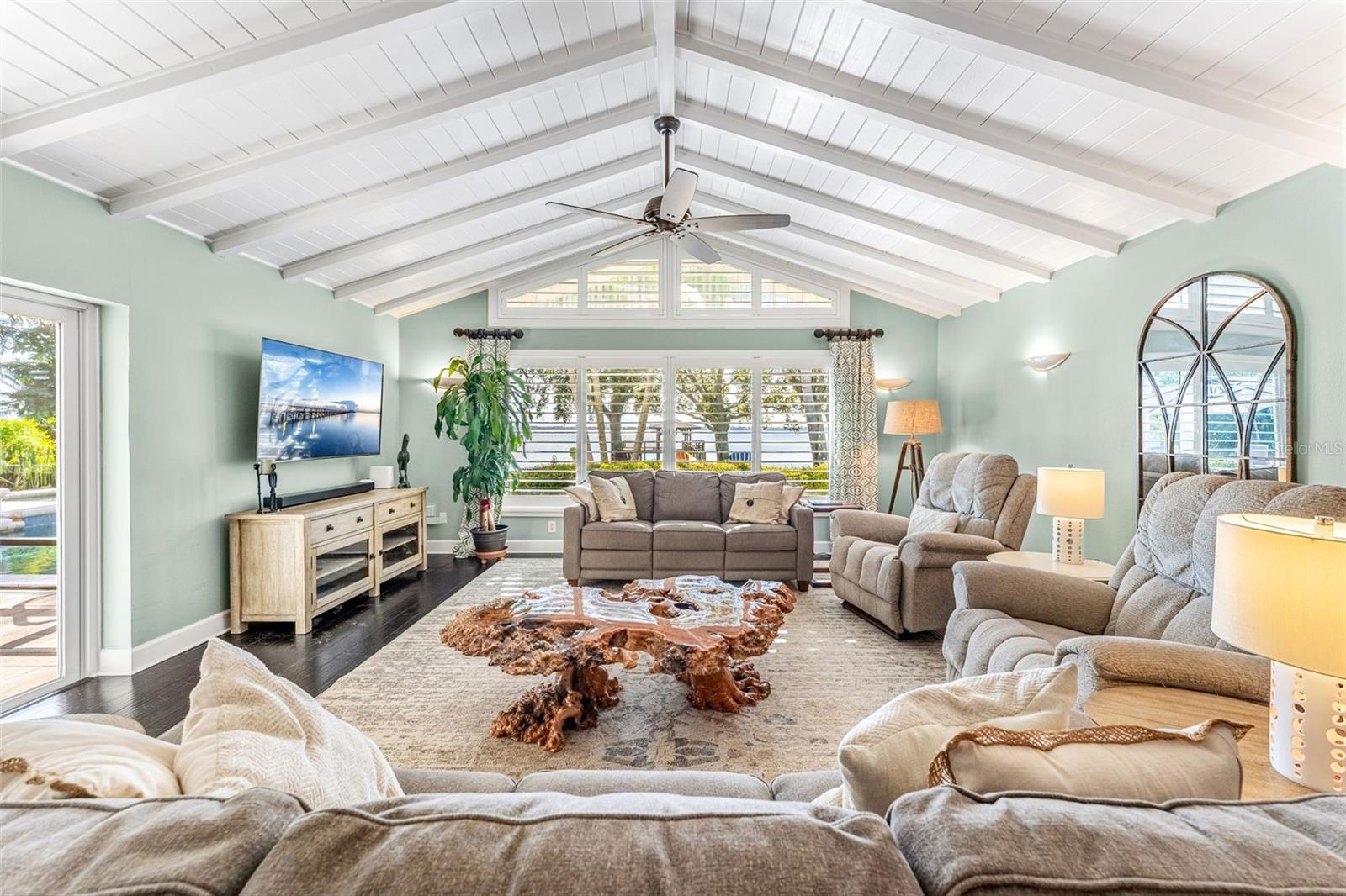 RIVER SHORES 1ST ADD - Residential