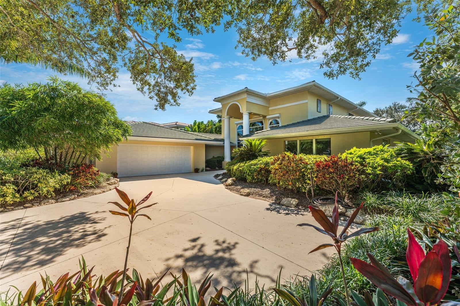 RIVER SHORES 1ST ADD - Residential