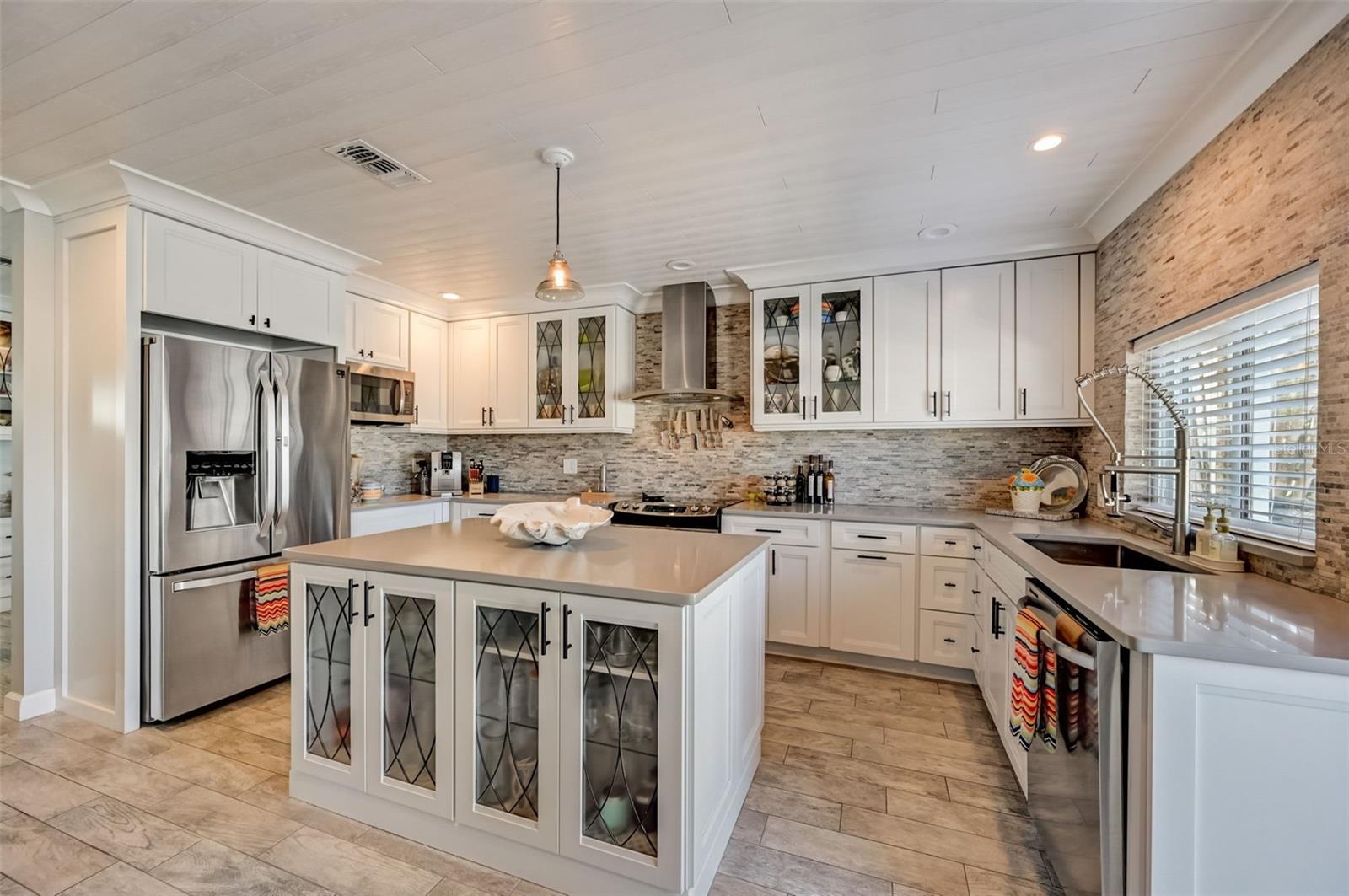 TIERRA VERDE UNIT 1 1ST REP - Residential