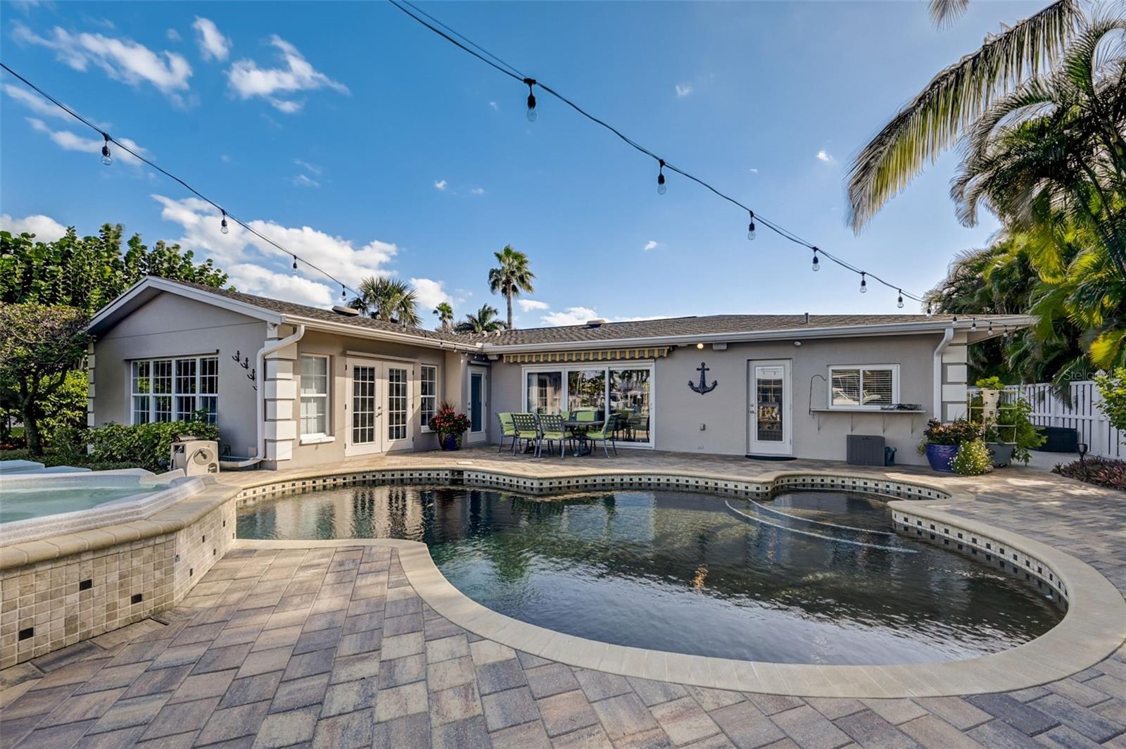 TIERRA VERDE UNIT 1 1ST REP - Residential