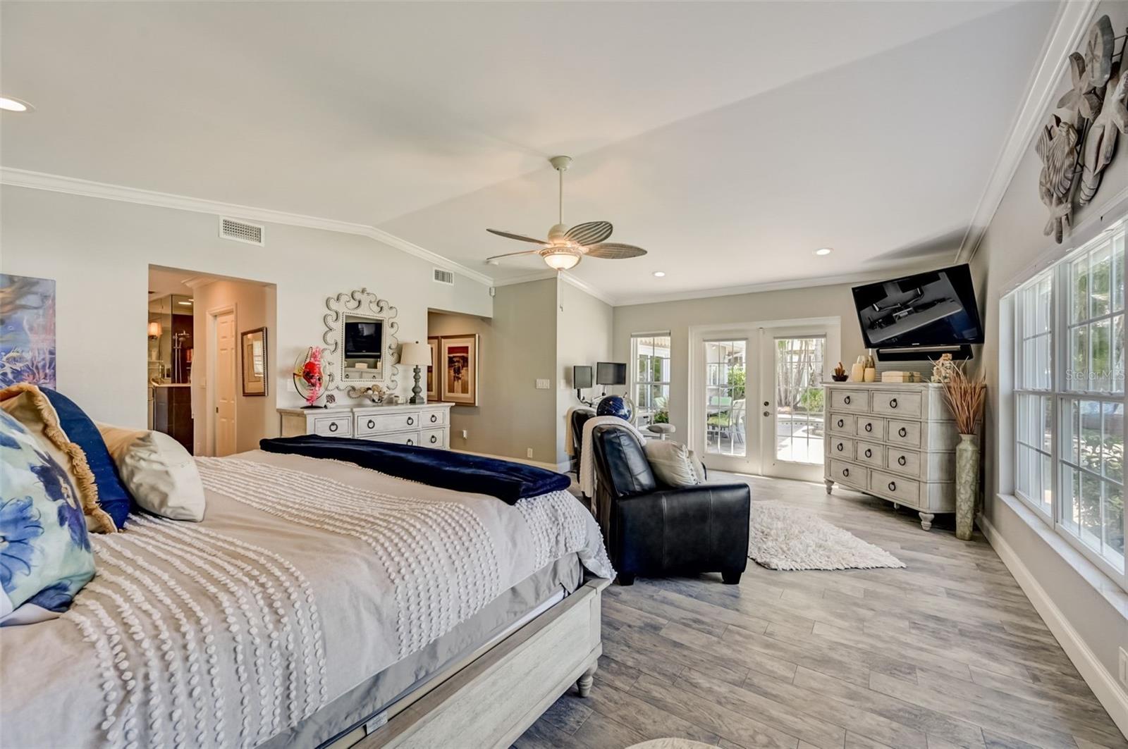 TIERRA VERDE UNIT 1 1ST REP - Residential