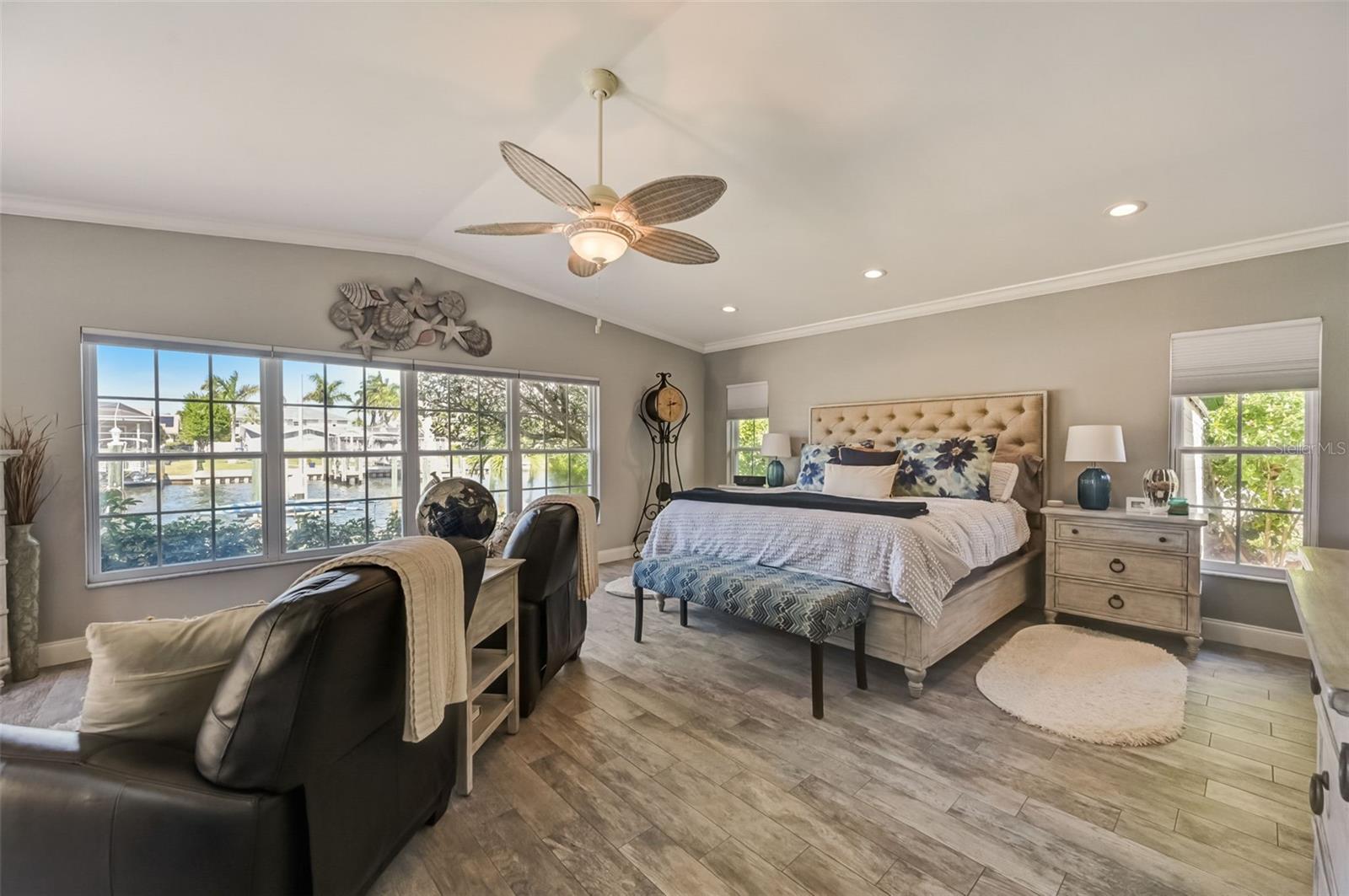TIERRA VERDE UNIT 1 1ST REP - Residential