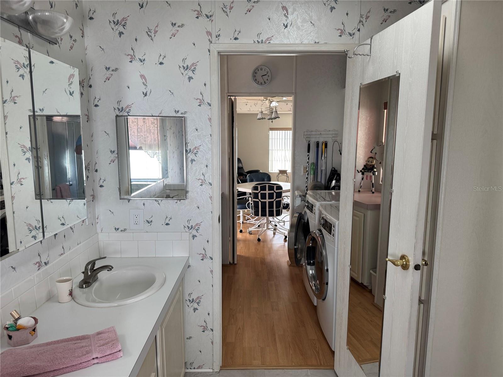 PARADISE ISLAND CO-OP INC - Residential